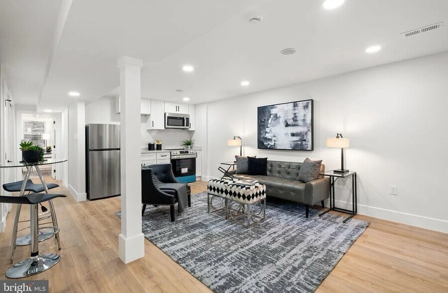 Building Photo - 5513 4th St NW