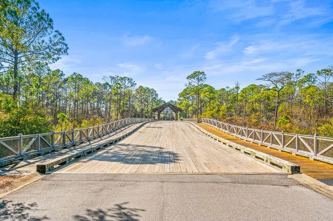 Building Photo - 50 Cinnamon Fern Lane