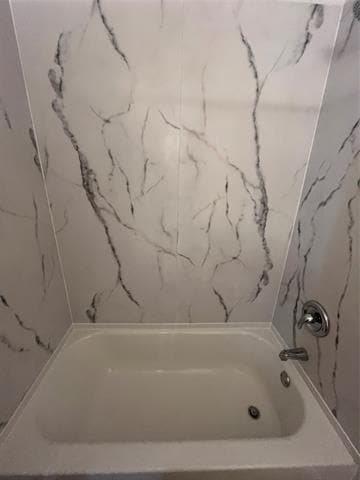 Building Photo - 2133 Quail Hollow Dr