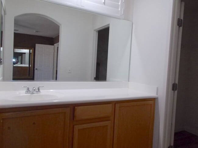 Building Photo - Beautiful 3-Bedroom Two-Story Home in Well...