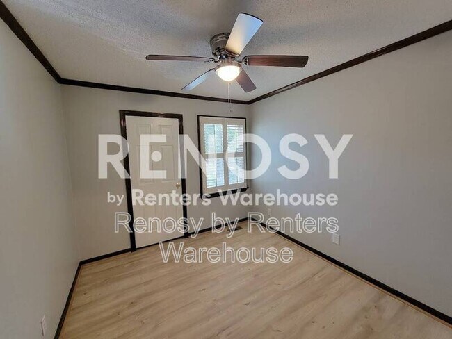 Building Photo - 914 Wildwood Square Ct