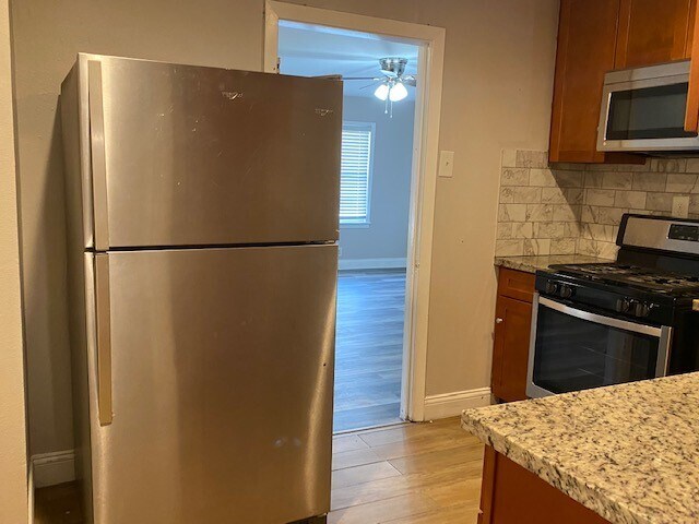 Building Photo - 5709 Beechnut St