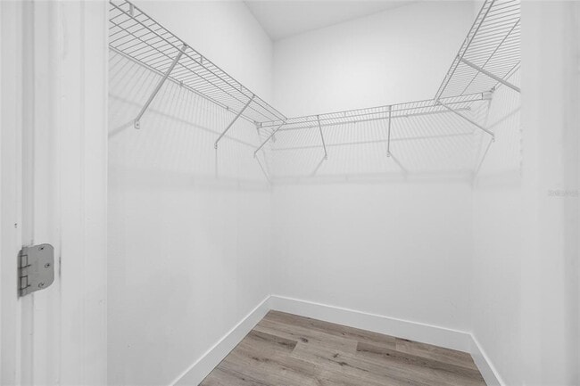 Building Photo - 6910 Dartmouth Ave N