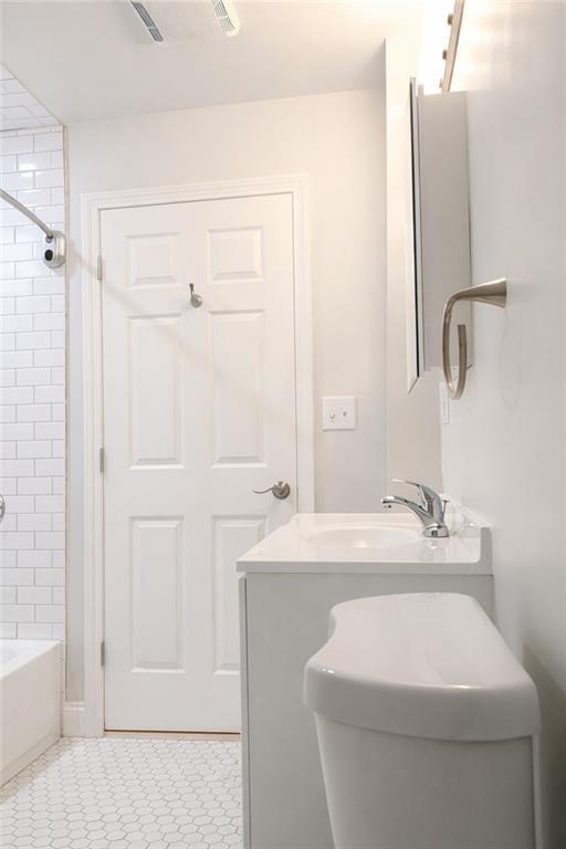 Building Photo - 299 State St