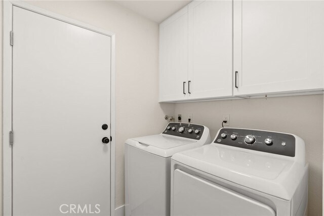 Building Photo - 21902 Cosala