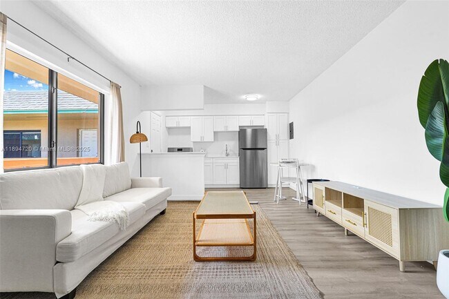 Building Photo - 13210 Memorial Hwy