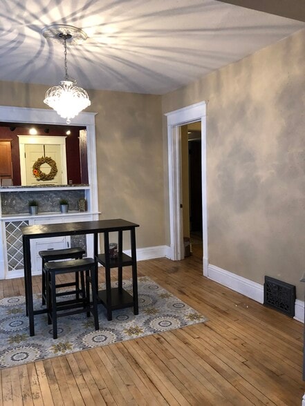 Dining Room - 2119 E Bradford Ave