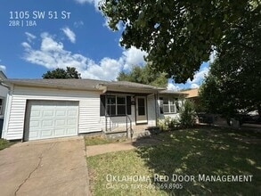 Building Photo - 1105 SW 51st St