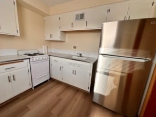 Building Photo - 498 Lee St