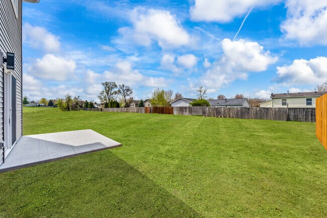 Building Photo - 1400 8th St