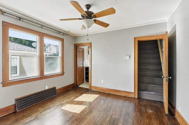 Building Photo - 1608 S 55th St