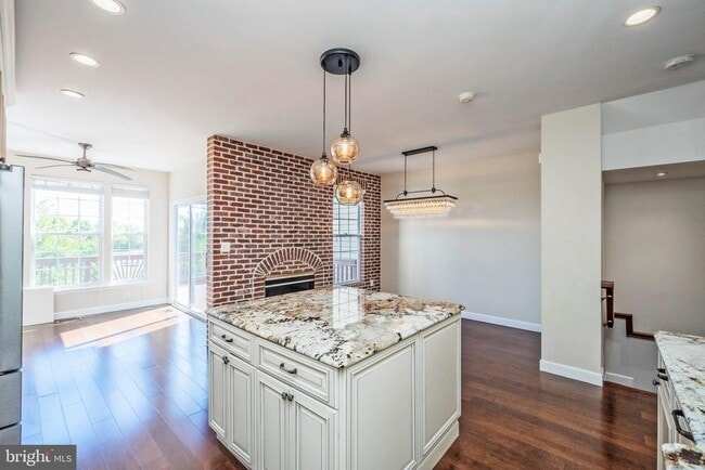 Building Photo - 44179 Paget Terrace