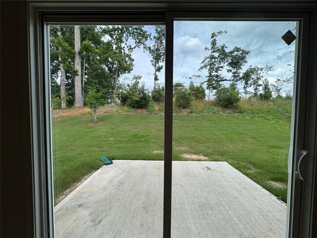 Building Photo - 204 Peregrine Point