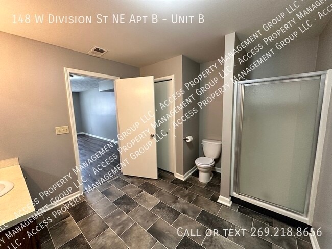 Building Photo - 148 W Division St NE