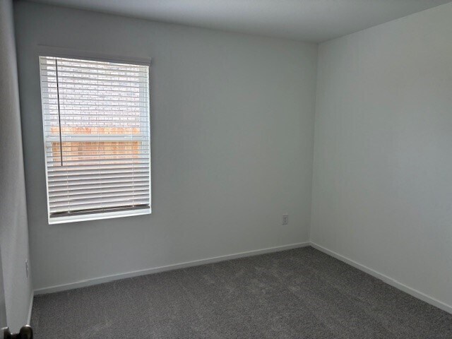 Building Photo - 6802 Lilac Vine Ln