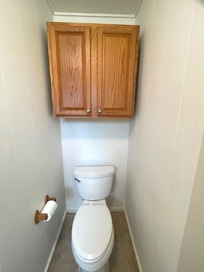 Building Photo - 4 bed/ 2 bath Townhome in Makakilo, Utilit...