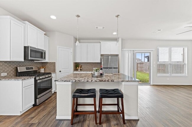 Building Photo - 761 Ocean Palms Dr
