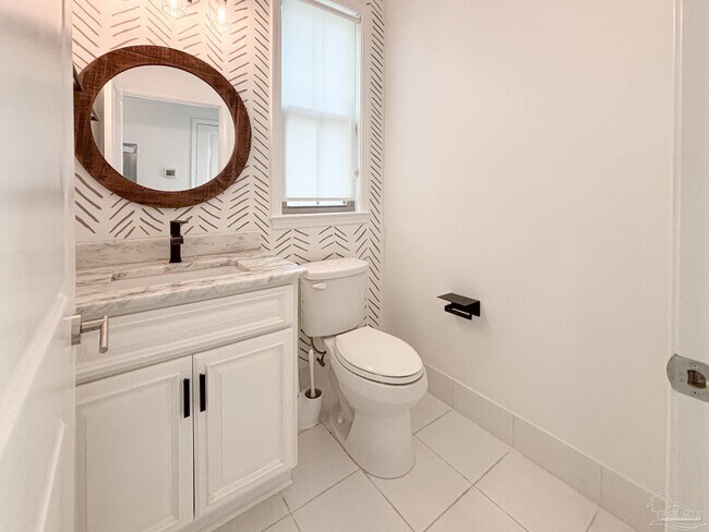 Building Photo - 10682 Noreaster Way