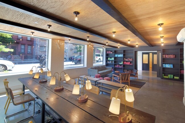 Interior Photo - 180 Franklin