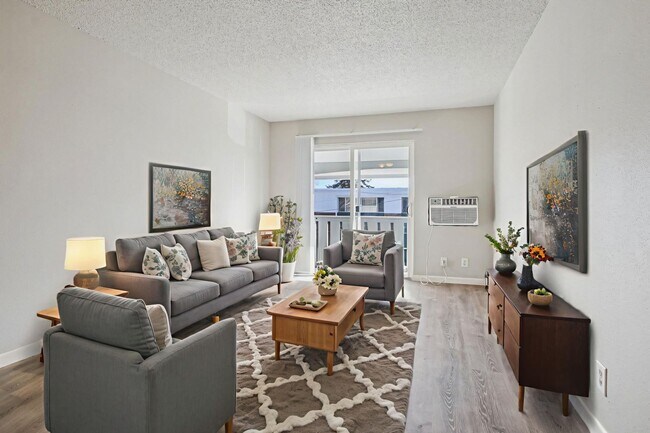 Interior Photo - Southgate Commons