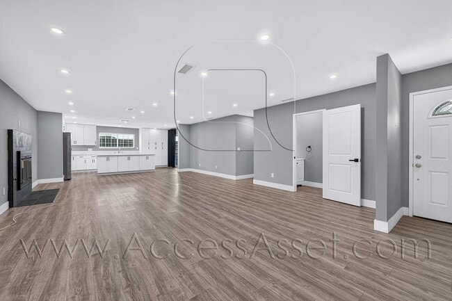 Building Photo - 1509 Goodwin Dr