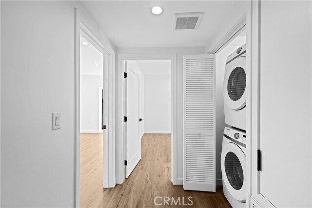 Building Photo - 1342 N Kingsley Dr