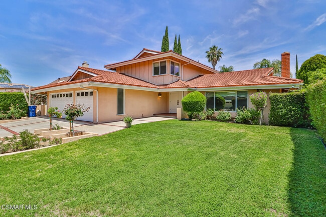 Building Photo - 19051 Los Alimos St