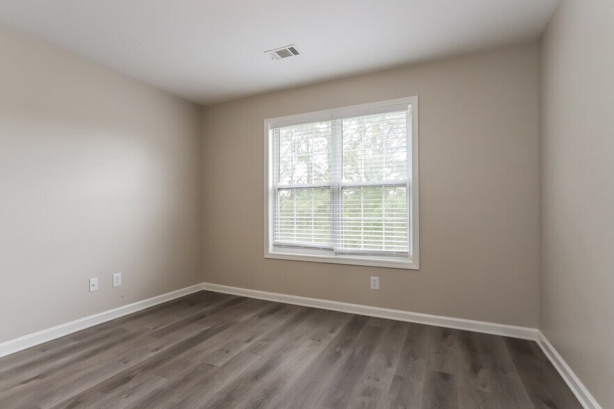 Building Photo - 3658 Deer Trail NW