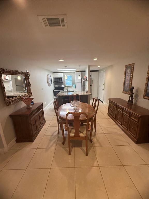 Building Photo - 12760 Indian Rocks Rd