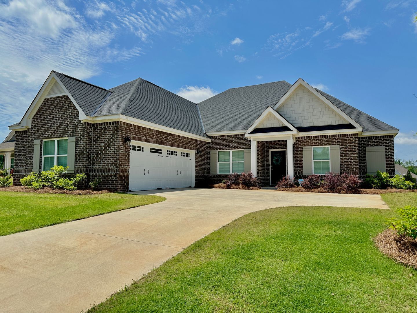 Building Photo - Hidden Lakes Subdivision - Opelika