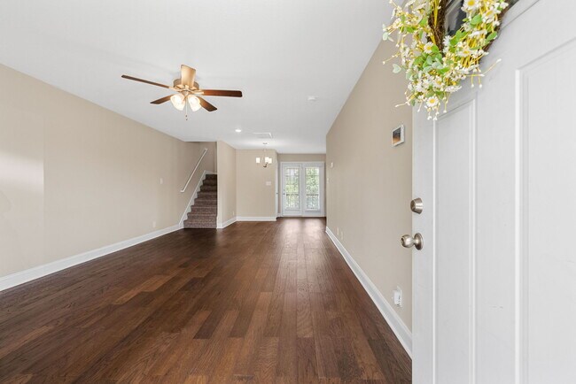 Building Photo - 2961 Lancelot Ln