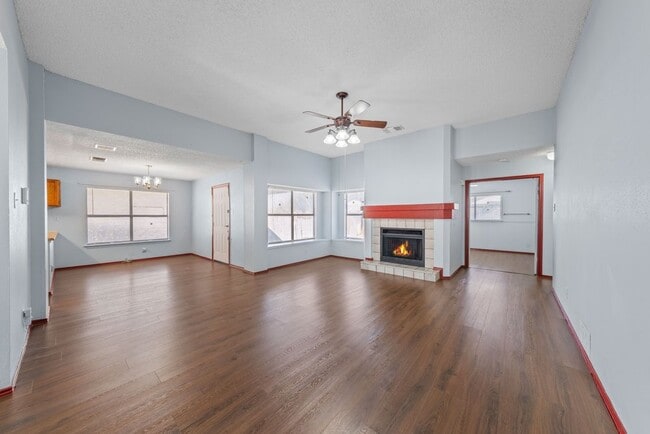 Building Photo - 7919 Wayside Trail