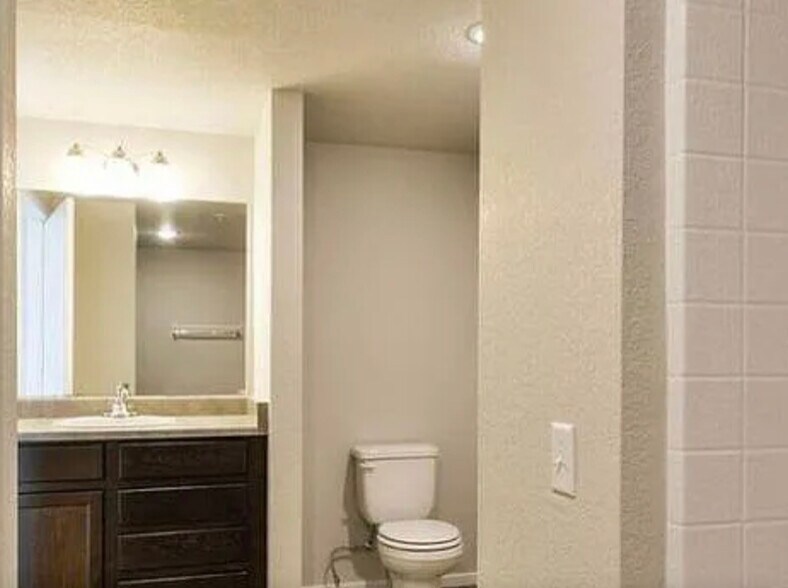 Building Photo - 2980 Kincaid Dr