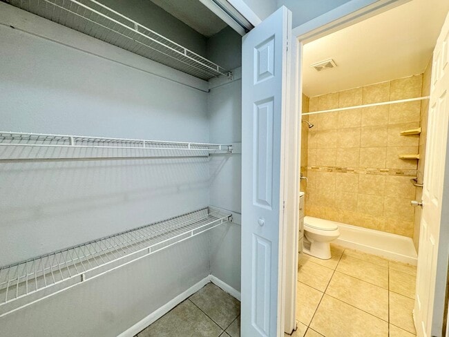 Building Photo - 770-780 E North St