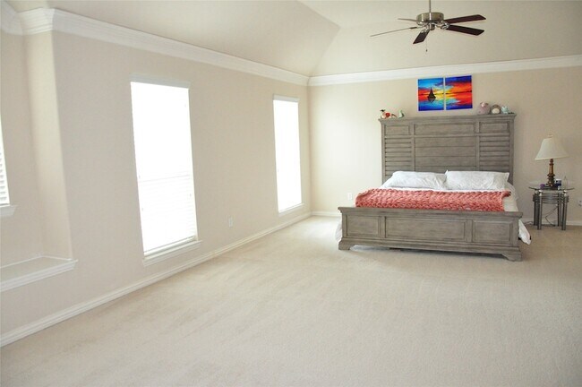 Building Photo - 1312 Valley Vista Dr