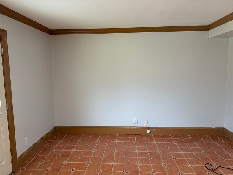 Building Photo - 5600 Sugar Crossing Dr