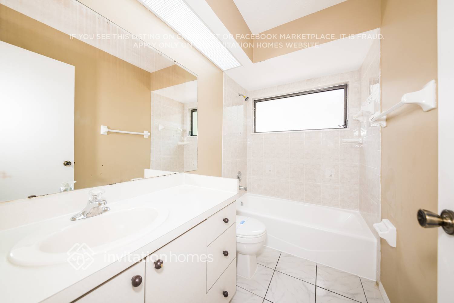 Building Photo - 2204 Tall Oak Ct