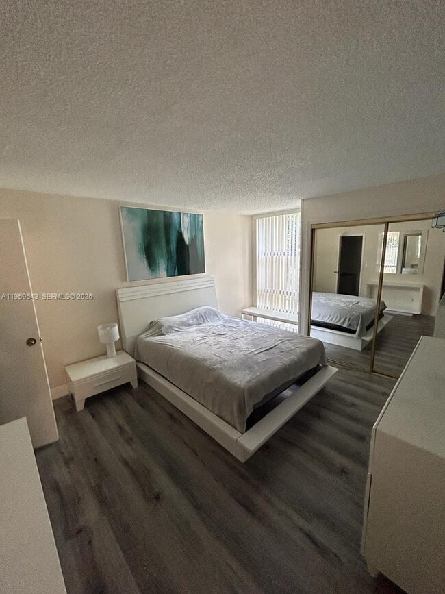 Building Photo - 200 172nd St