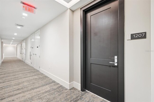 Building Photo - 301 1st St S