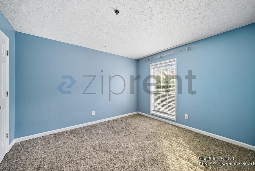 Building Photo - 1206 Riverview Dr