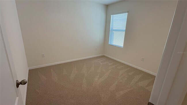 Building Photo - 504 Taylor Grvs St