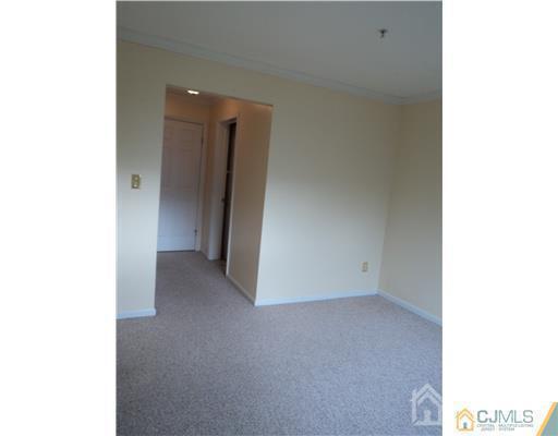 Building Photo - 1725 Waterford Dr