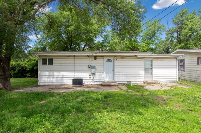 Building Photo - Beautiful 3 Bedroom 1 Bath Home