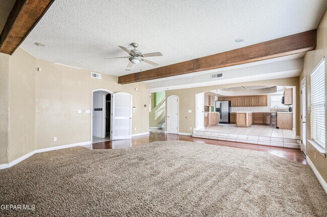 Building Photo - 4733 R L Shoemaker Dr