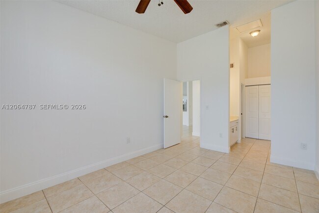 Building Photo - 6707 NW 193rd Ln
