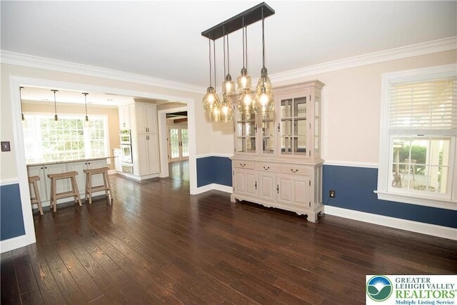 Building Photo - 1528 Wethersfield Dr