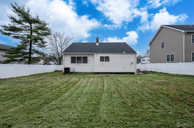 Building Photo - 186 Central Ave