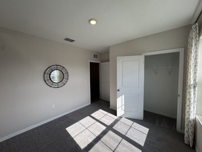 Building Photo - 5345 Oxford Gray Rd