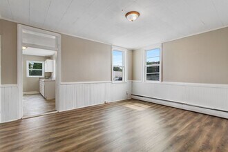 Building Photo - Spacious 3 Bedroom home Located in York, Pa!