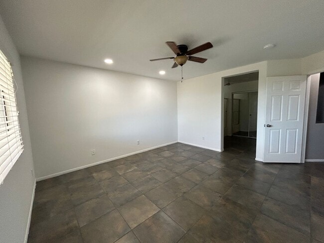 Building Photo - 29410 Falling Leaf Dr